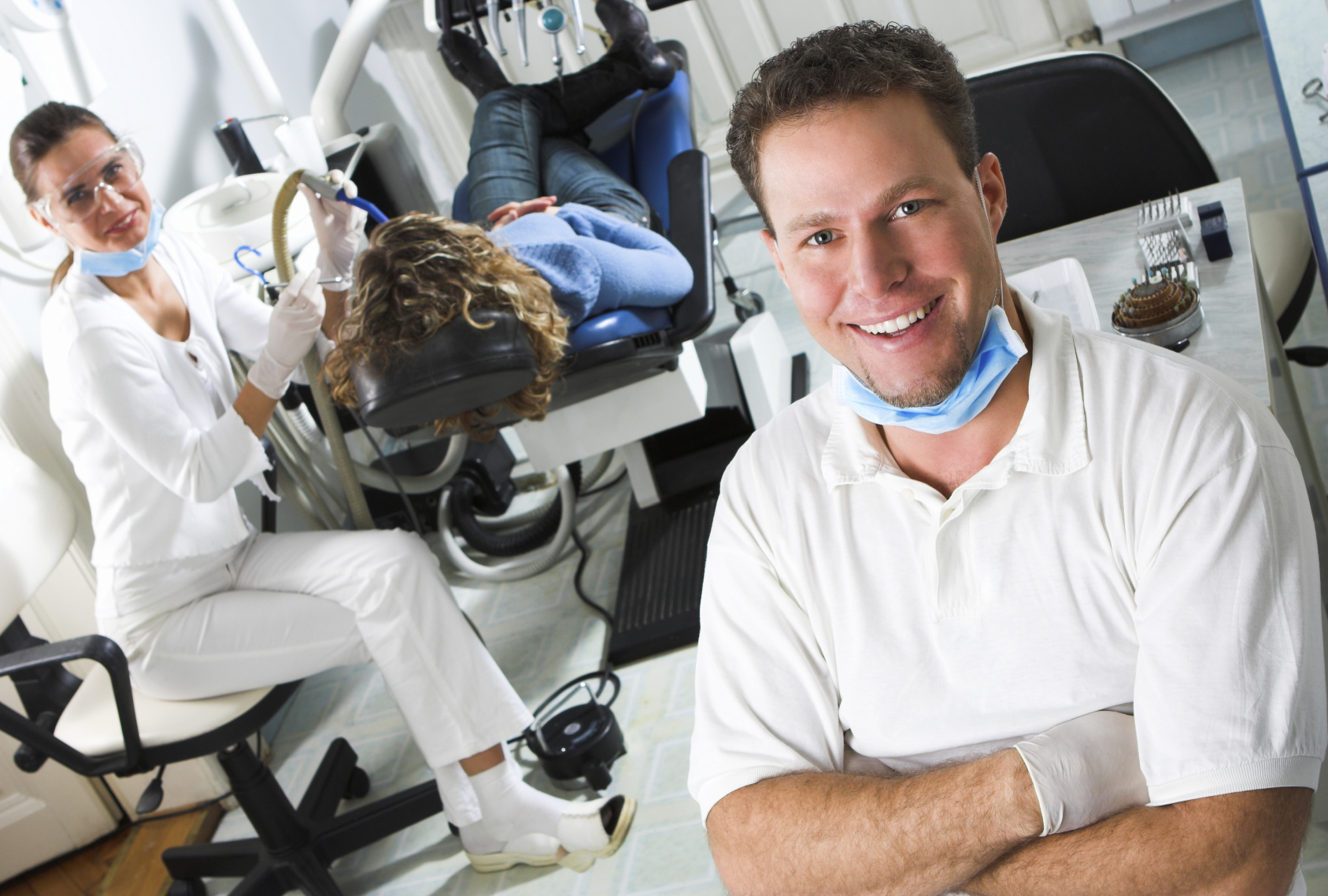 Modesto Dentist assisting a returning patient.